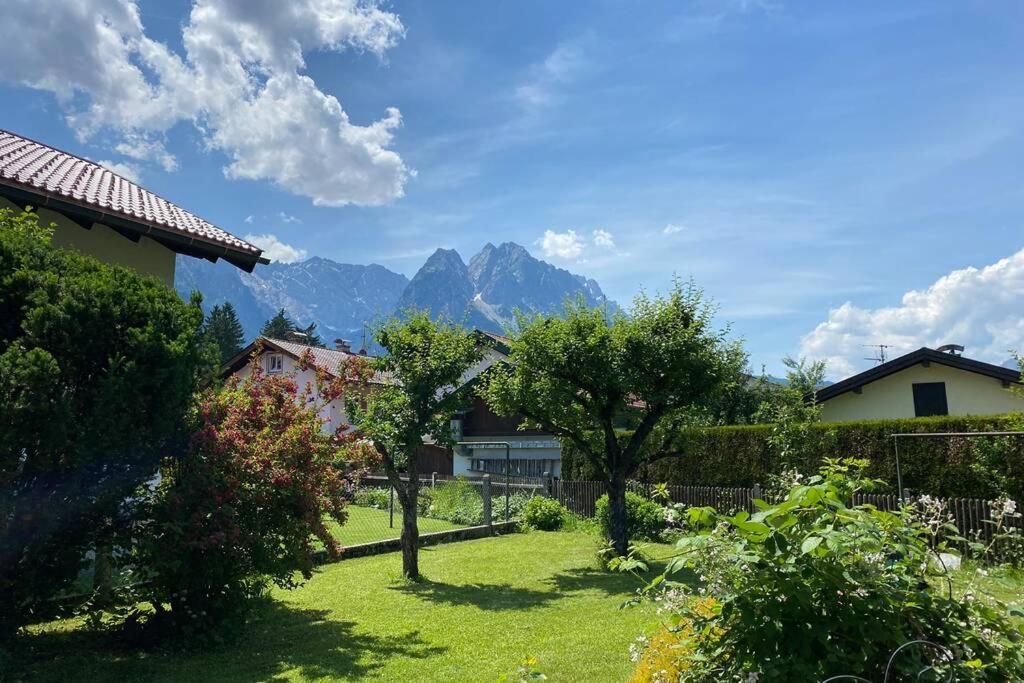Haus Mit Wunderschoenem Ausblick Und Garten Garmisch-Partenkirchen Zewnętrze zdjęcie